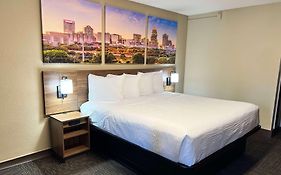 Days Inn By Wyndham Monroe Nc